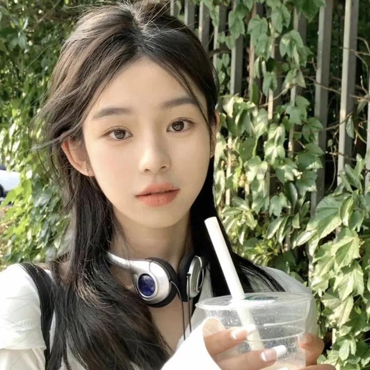 我乃尘世谪酒仙