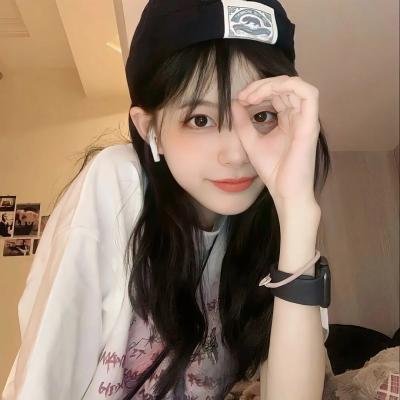 两个玛吉·摩尔